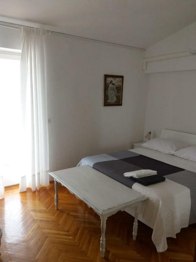 Apartments Villa Karme Brela Exterior photo